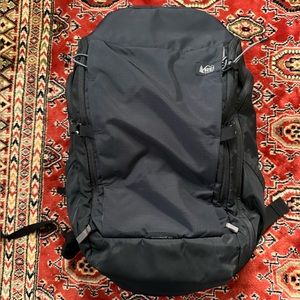 REI Co-op Ruckpack 40L BackPack - Black - EUC